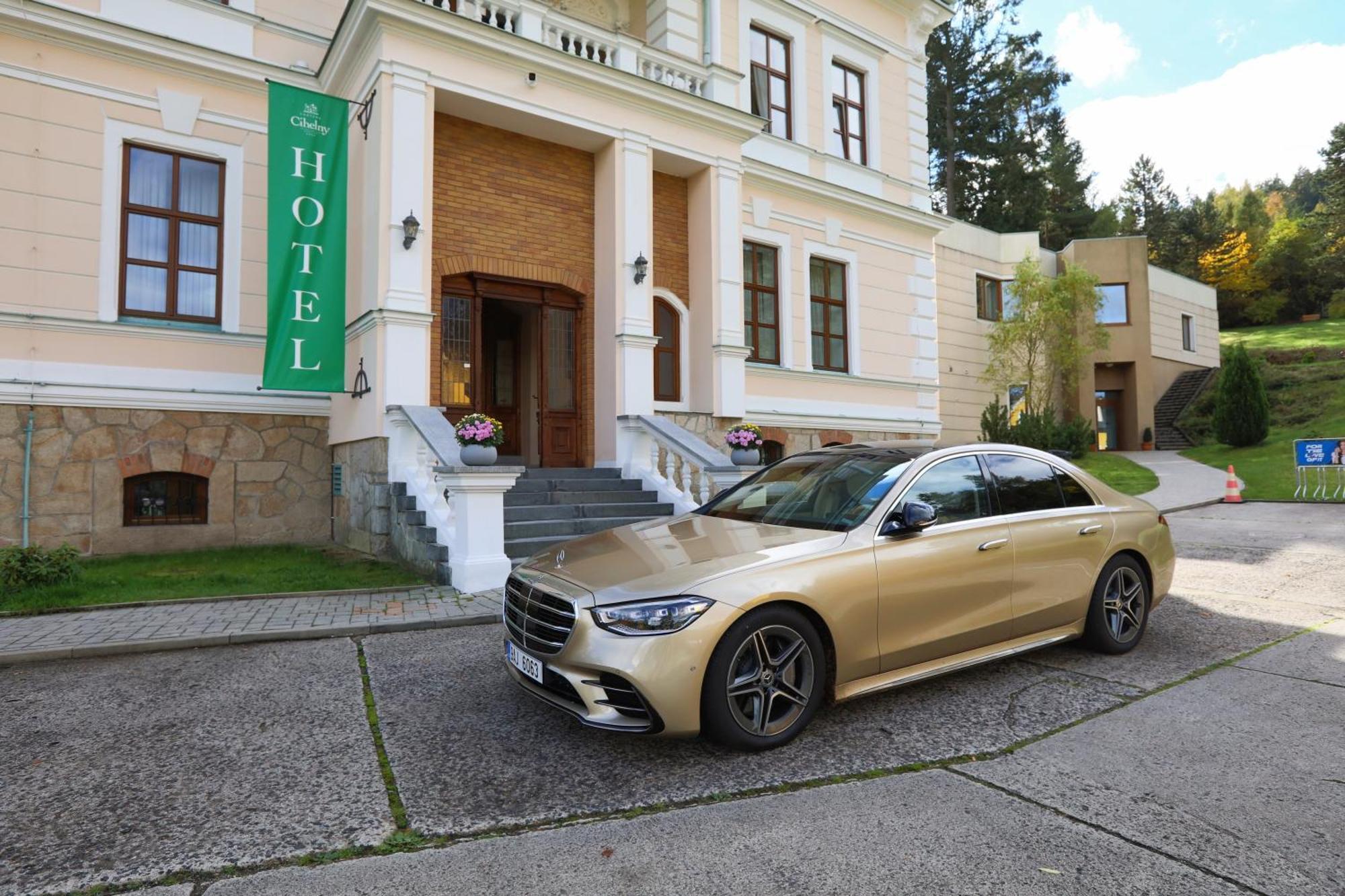 Hotel U Zamecku Cihelny Karlovy Vary Exterior photo